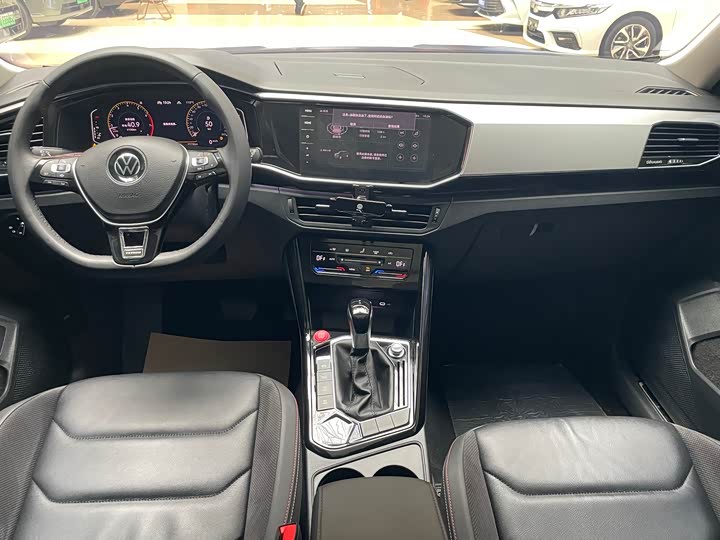 Фото 9 - Volkswagen Tayron