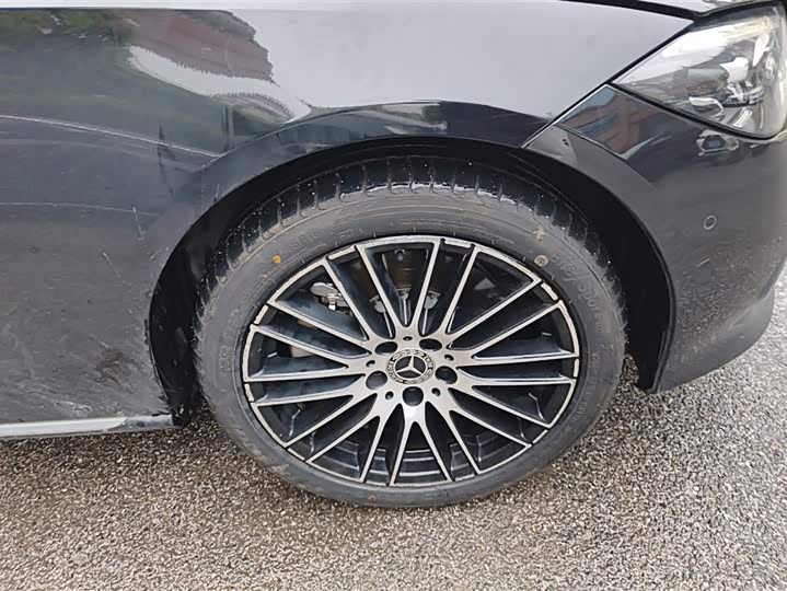 Zdjęcie 6 - Mercedes-Benz C-Class
