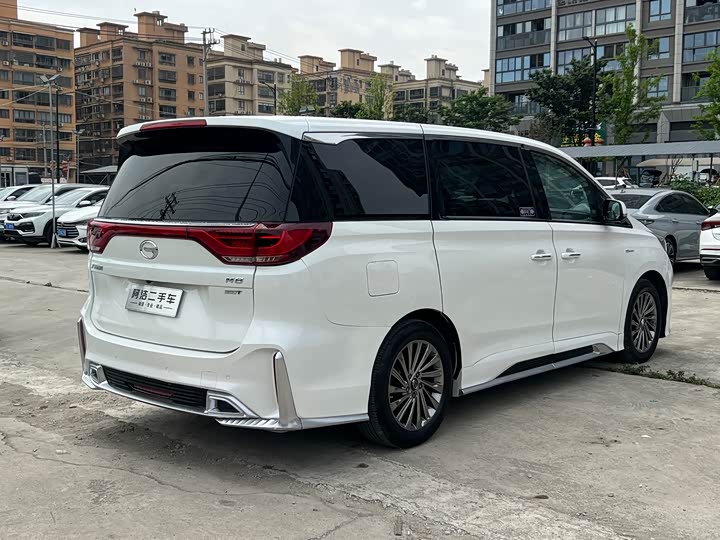 Фото 7 - GAC Trumpchi M8