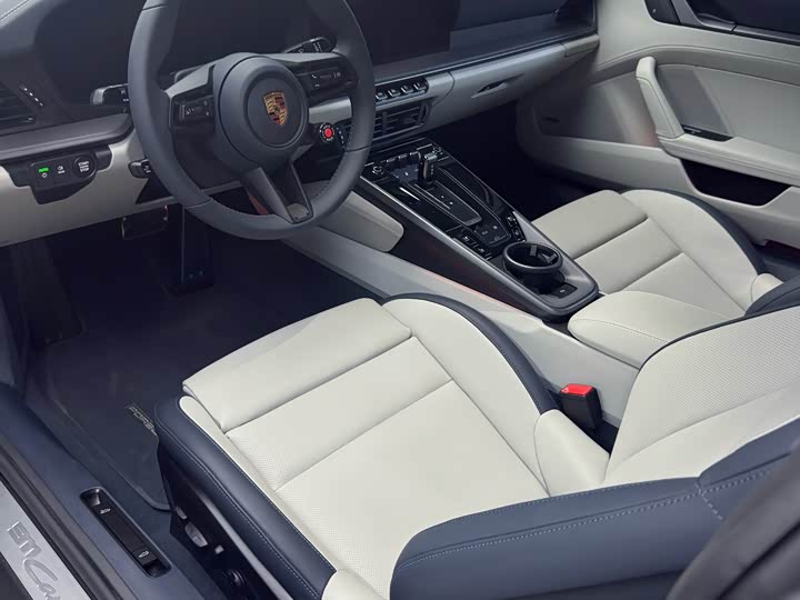 Porsche 911 2026 2026款 Carrera 3.0T
