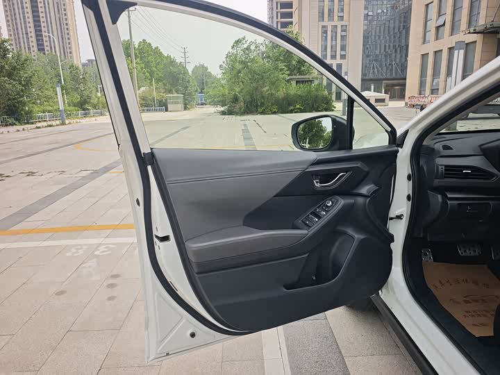 Subaru Crosstrek 2024 2024款 2.5i AWD旗舰版EyeSight