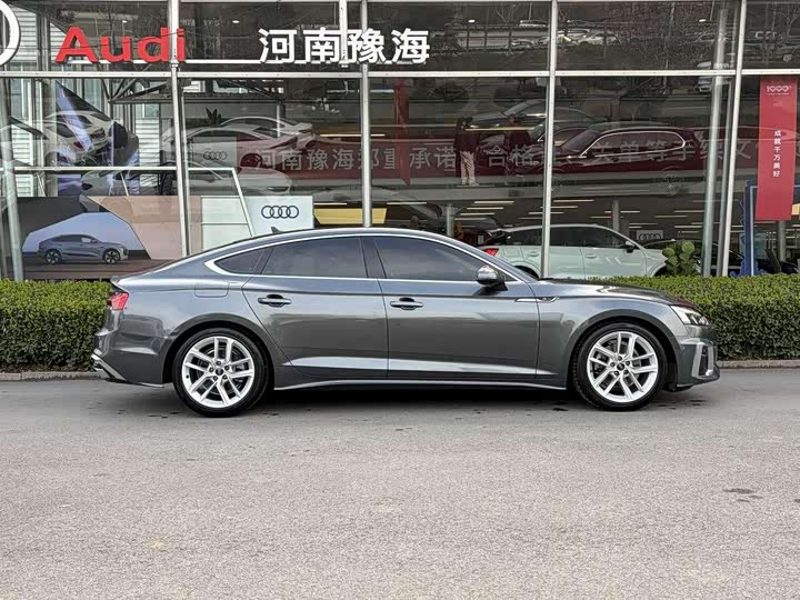 Zdjęcie 3 - Audi A5