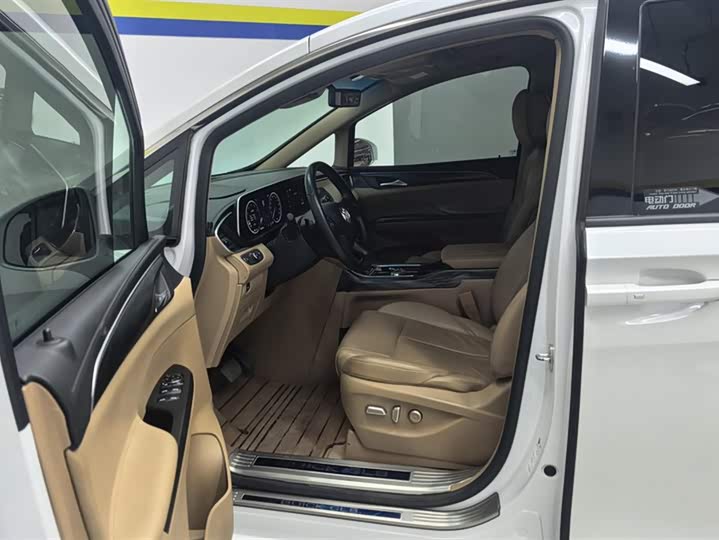 Buick GL8 ES 2020 2020款 ES陆尊 653T 尊享型