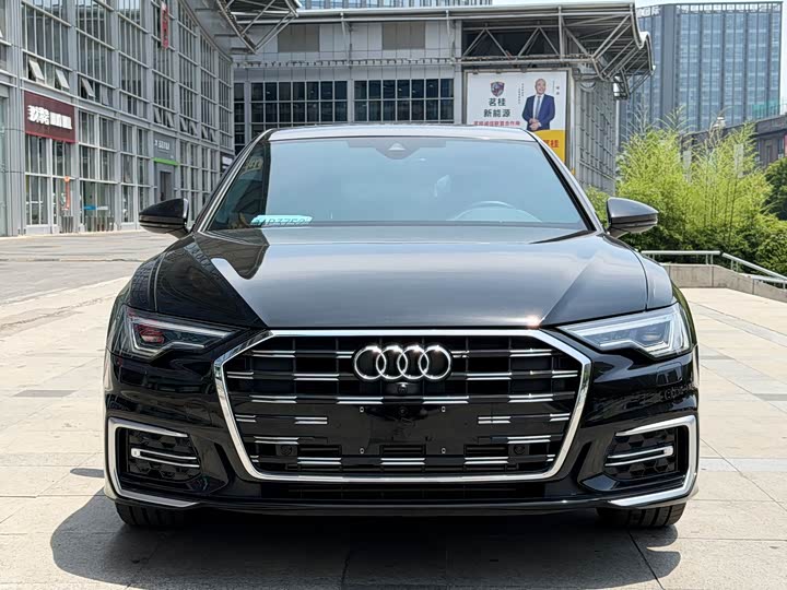 Фото 3 - Audi A6L