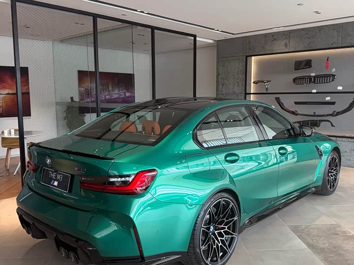 BMW M3 2024 2024款 M3四门轿车 M xDrive 雷霆版