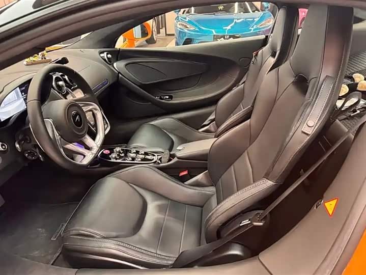 McLaren GT 2023 2023款 4.0T 标准型