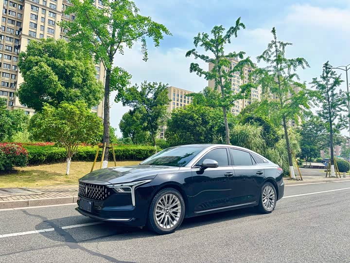 Bestune B70 2023 2023款 第三代 1.5T 自动悦享型70周年纪念版