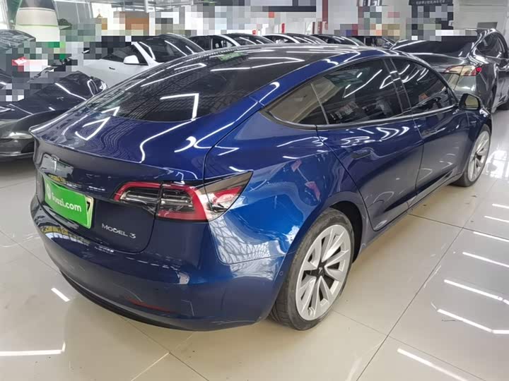 Photo 7 - Tesla Model 3