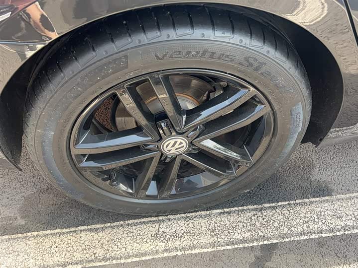 Фото 8 - Volkswagen Lamando L
