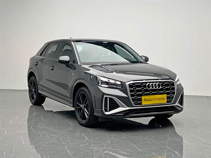 Фото 8 - Audi Q2L