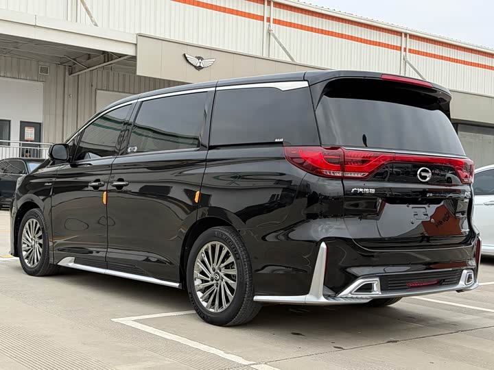Photo 7 - GAC Trumpchi M8
