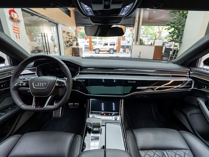 Audi S8 2021 2021款 S8L 4.0TFSI quattro