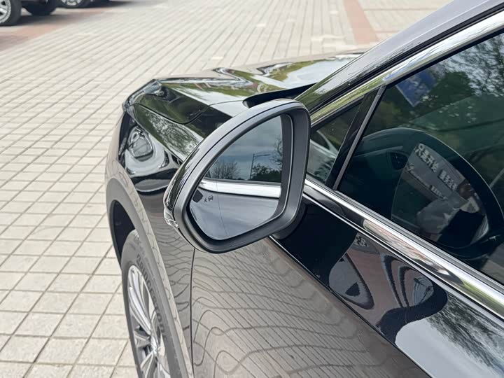 Buick Envision Plus 2025 2025款 昂科威Plus 28T 两驱白金版