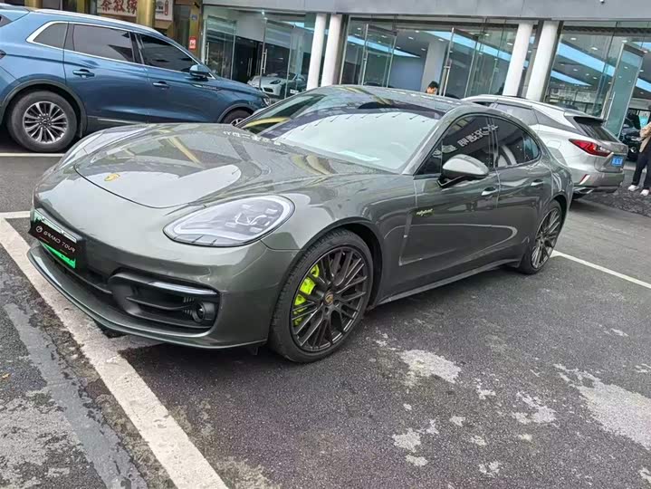 Porsche Panamera Hybrid 2023 2023款 改款 Panamera 4 E-Hybrid 铂金版 2.9T