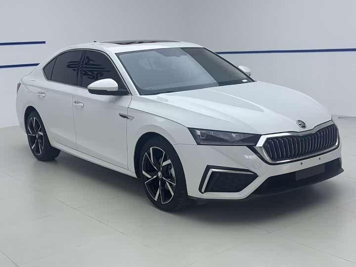 2023 Skoda Octavia Pro
