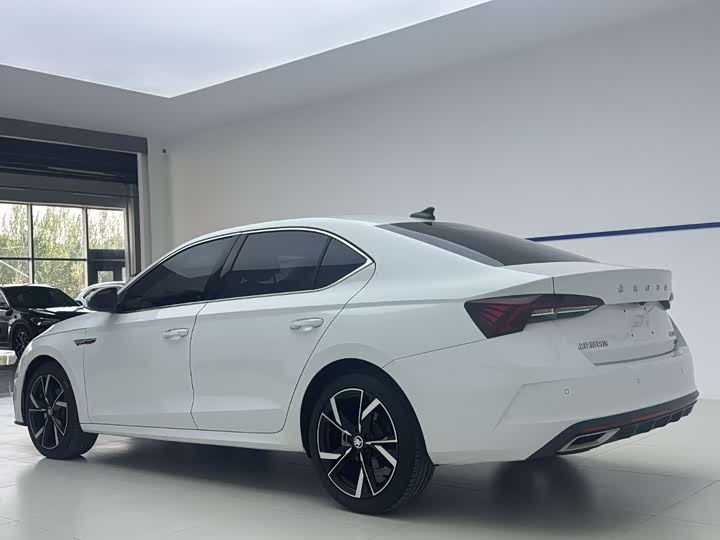 2023 Skoda Octavia Pro