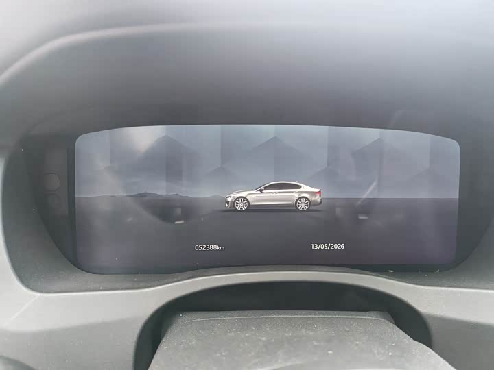 Фото 5 - Jaguar XE L