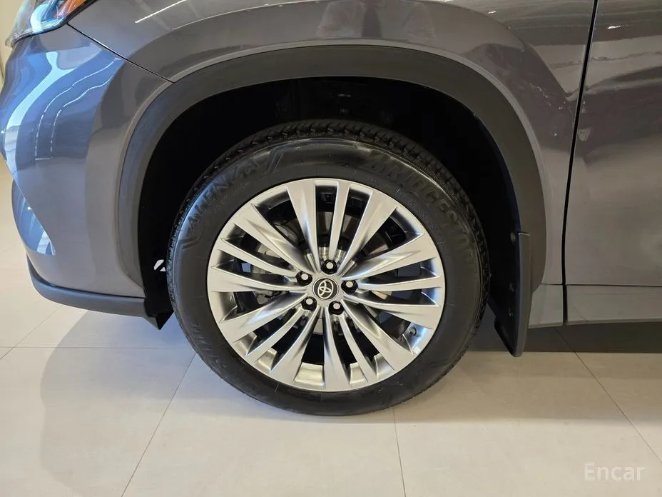 Фото 5 - Toyota Highlander