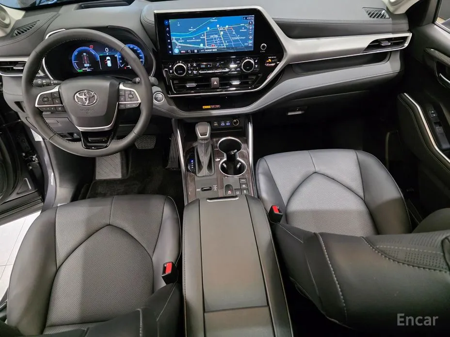 Фото 7 - Toyota Highlander