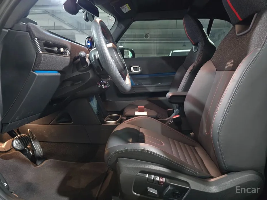 Mini Cooper Convertible 2025 JCW
