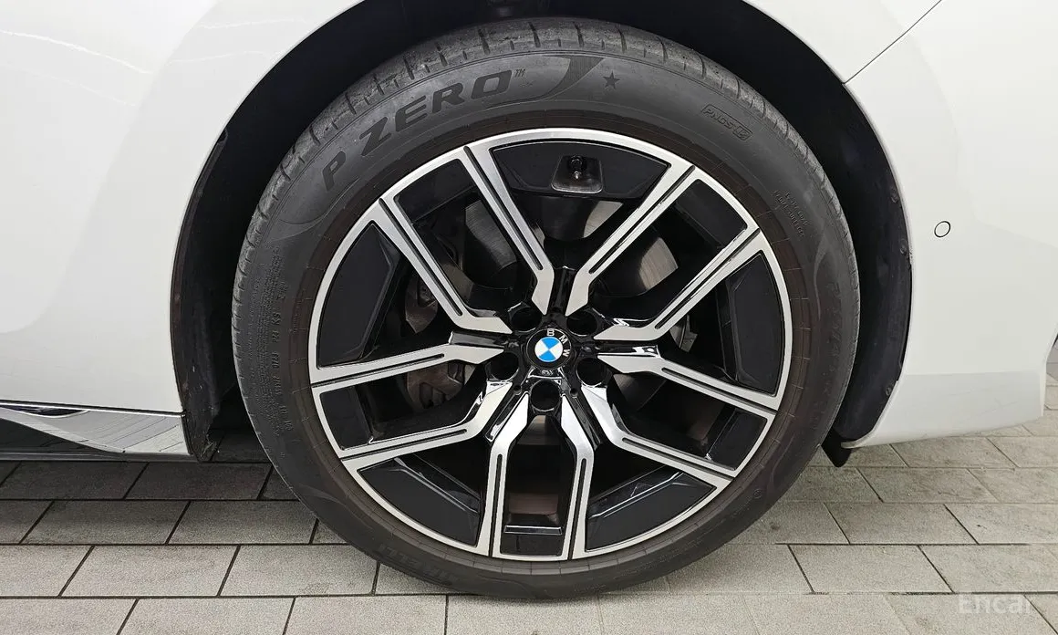 BMW 7 Series 2022 740i sDrive M Sport