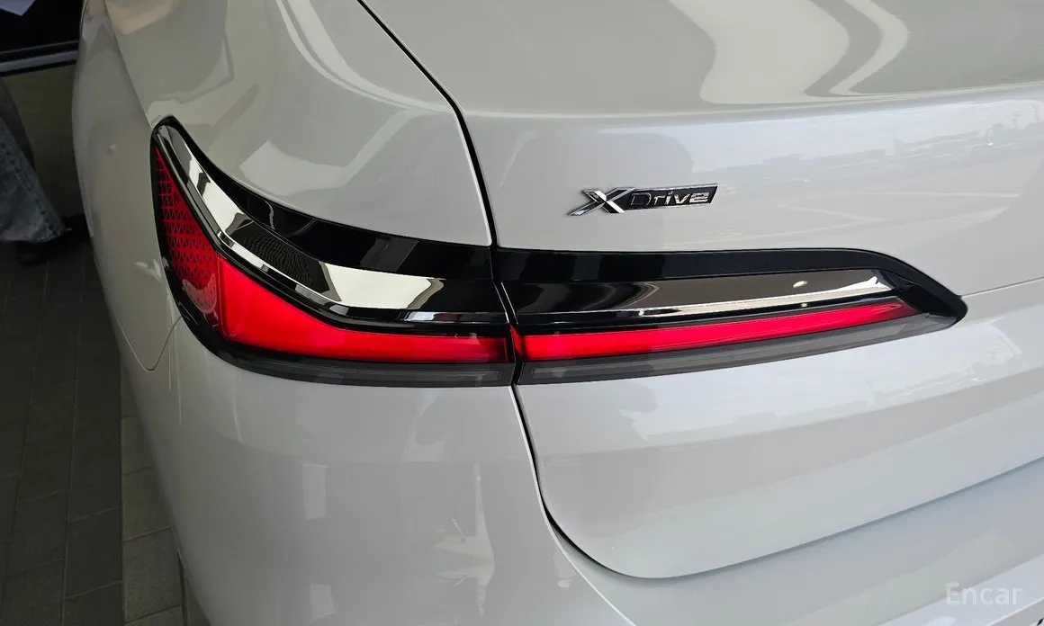 BMW 7 Series 2022 740i sDrive M Sport