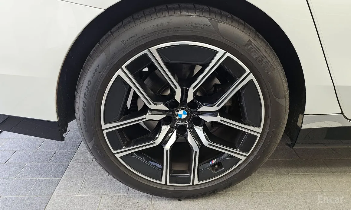 BMW 7 Series 2022 740i sDrive M Sport