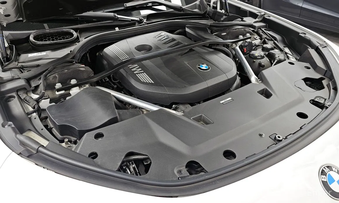 BMW 7 Series 2022 740i sDrive M Sport