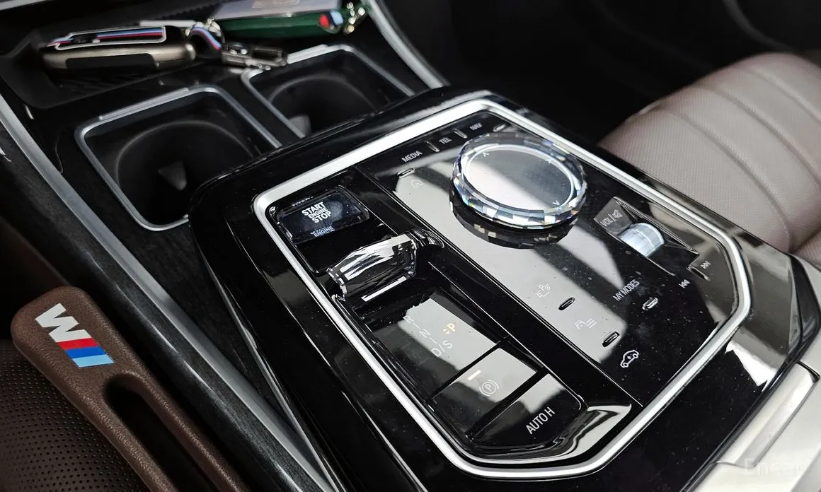 BMW 7 Series 2022 740i sDrive M Sport
