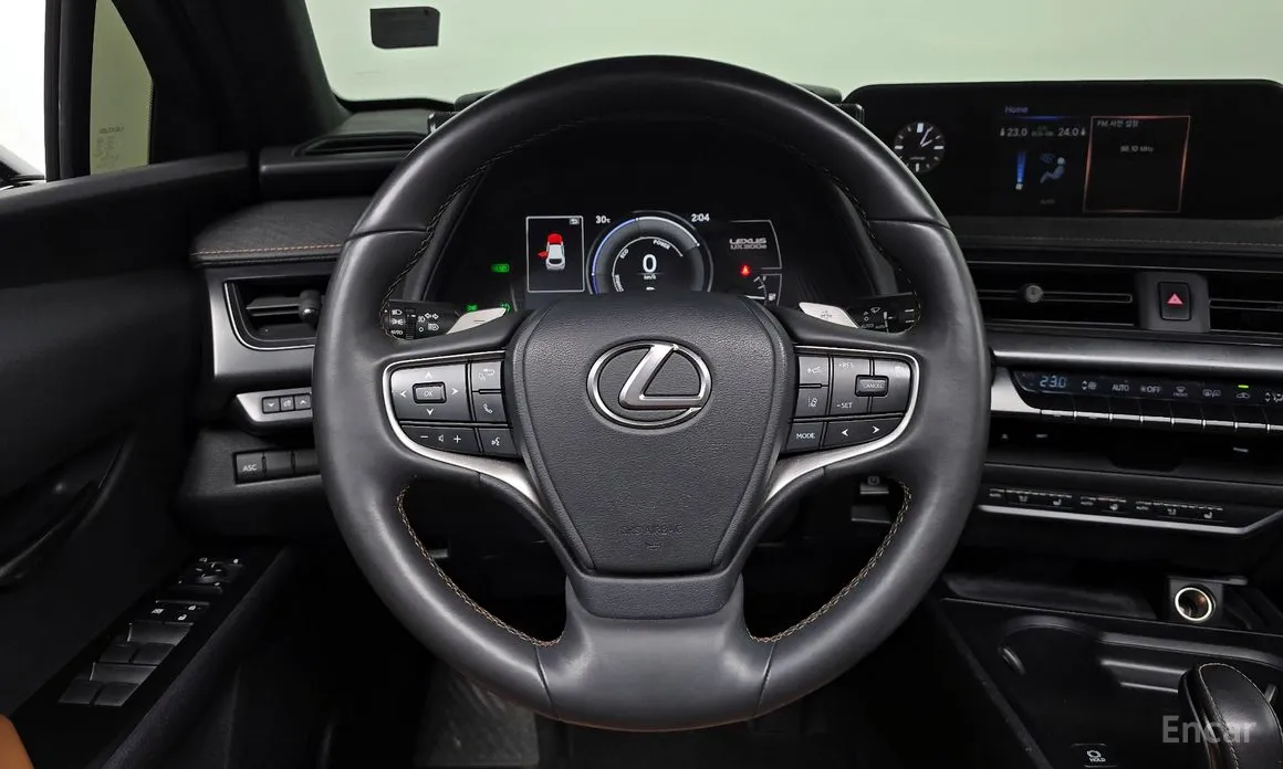 Lexus UX 2022 2WD