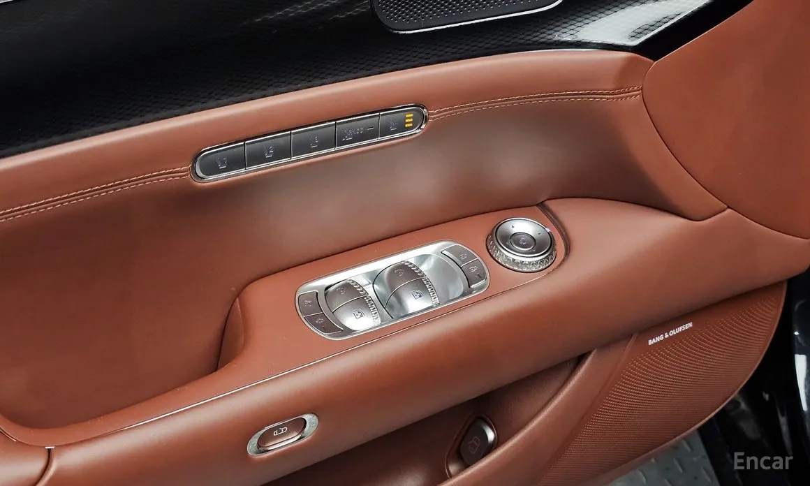 Фото 18 - Genesis G90