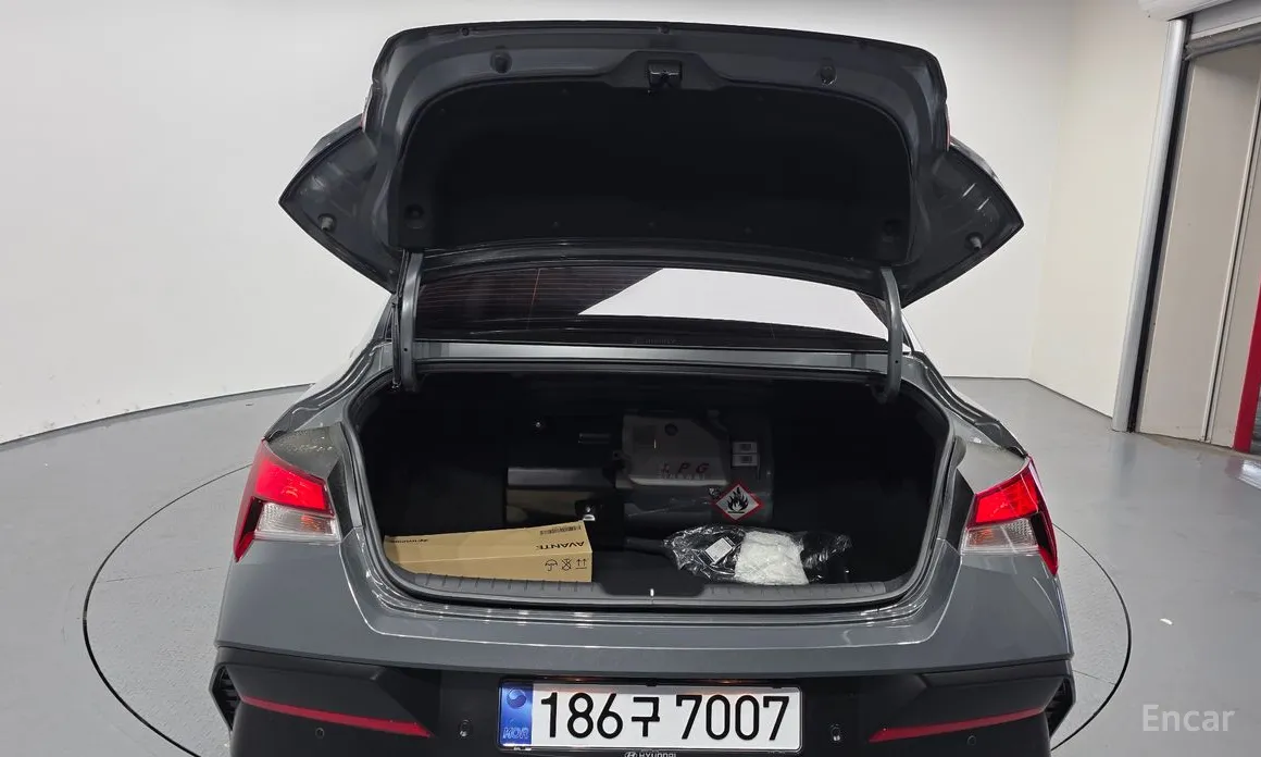 Hyundai Avante 2023 1.6 LPi