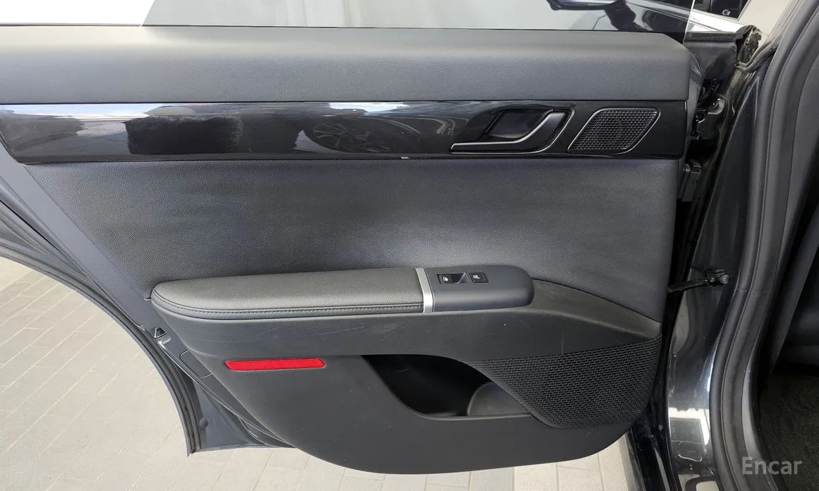 Фото 25 - Hyundai Grandeur