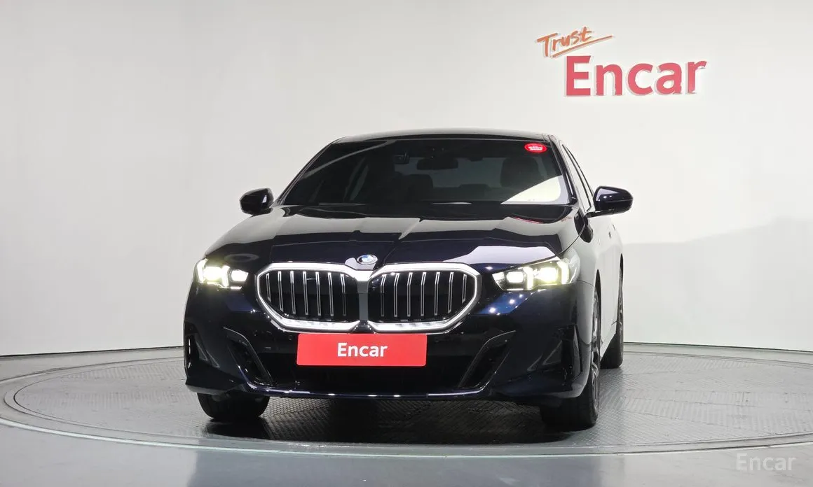 Фото 3 - BMW 5 Series