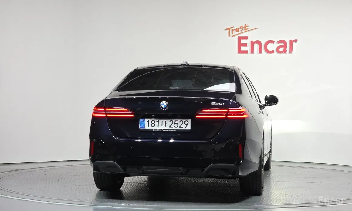 Фото 4 - BMW 5 Series