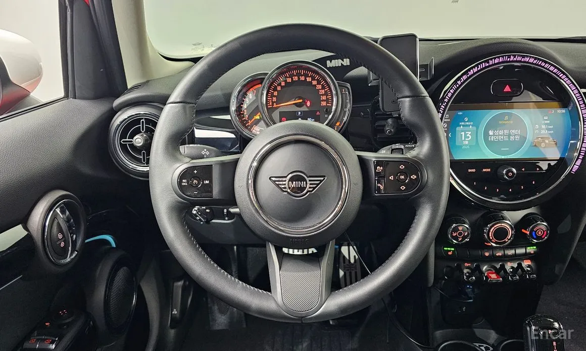 Фото 12 - Mini Cooper