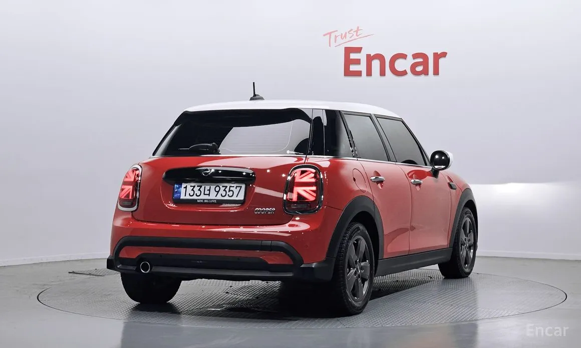 Фото 2 - Mini Cooper