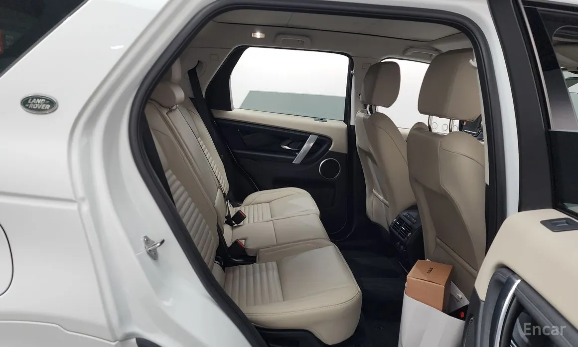 Фото 11 - Land Rover Discovery Sport