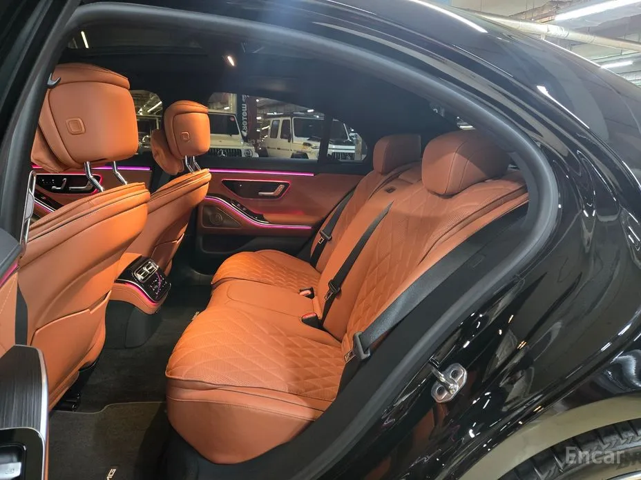 Фото 12 - Mercedes-Benz S-Class