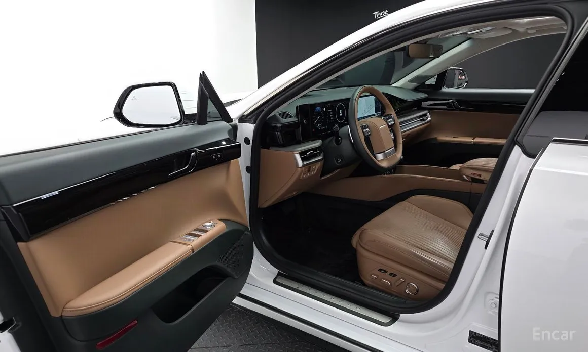 Фото 10 - Hyundai Grandeur