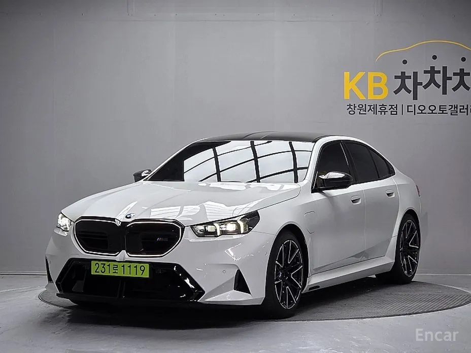 BMW M5 2024 M5 Sedan