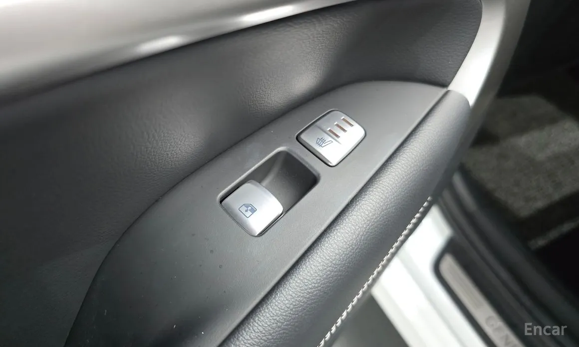 Genesis G70 2020 Gasoline 3.3T 2WD
