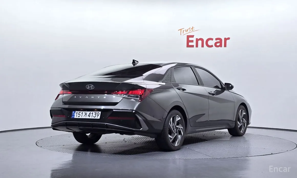 Hyundai Avante 2023 1.6