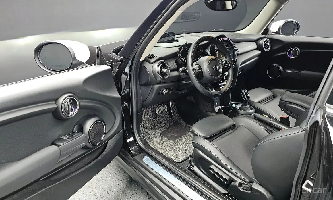 Mini Cooper 2001 HIGH
