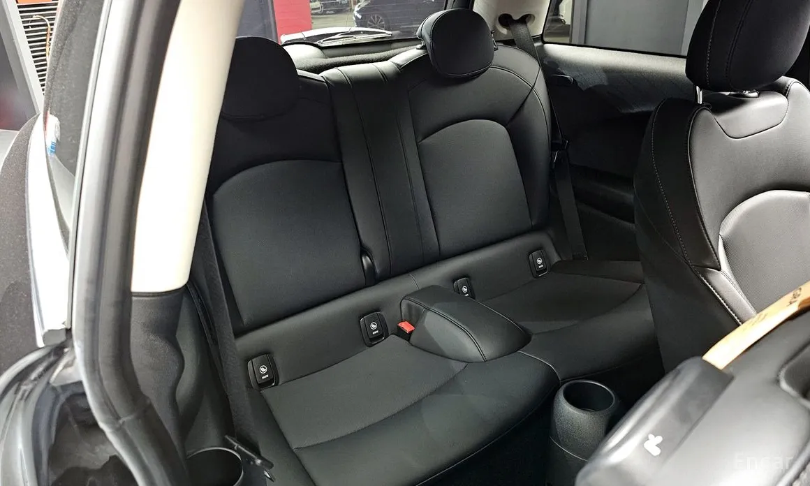 Mini Cooper 2001 HIGH