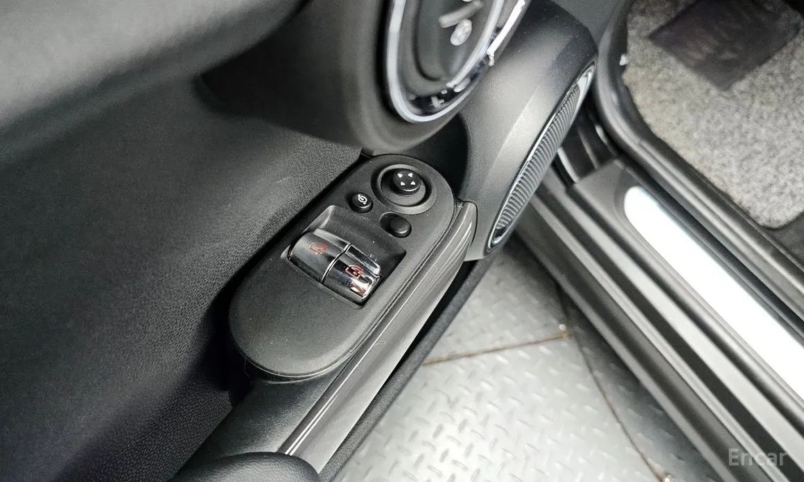 Mini Cooper 2001 HIGH