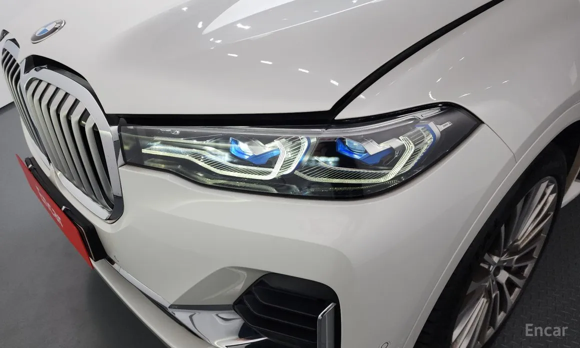 Фото 22 - BMW X7