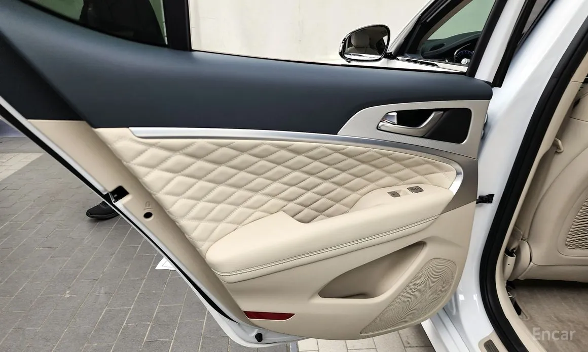 Genesis G70 2020 Gasoline 2.5T 4WD