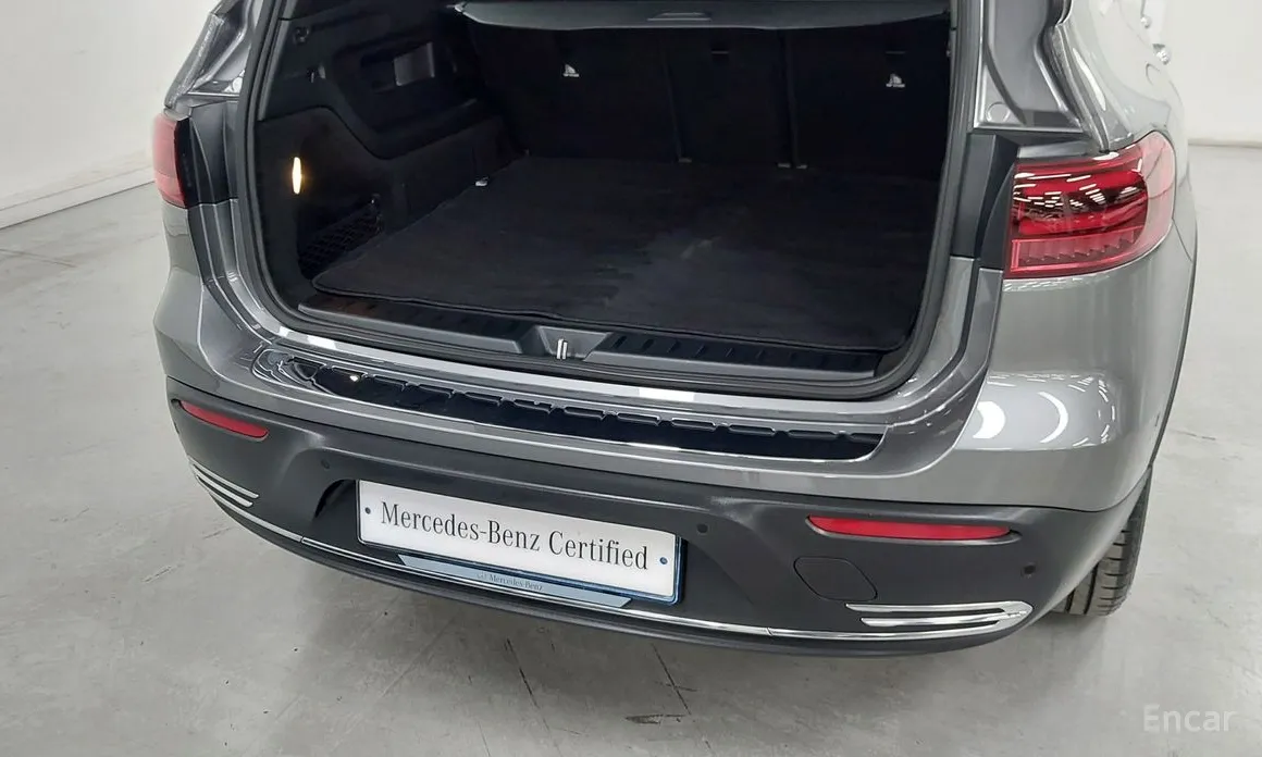 Фото 11 - Mercedes-Benz EQB