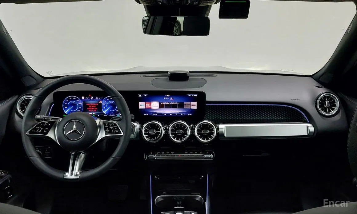 Фото 7 - Mercedes-Benz EQB